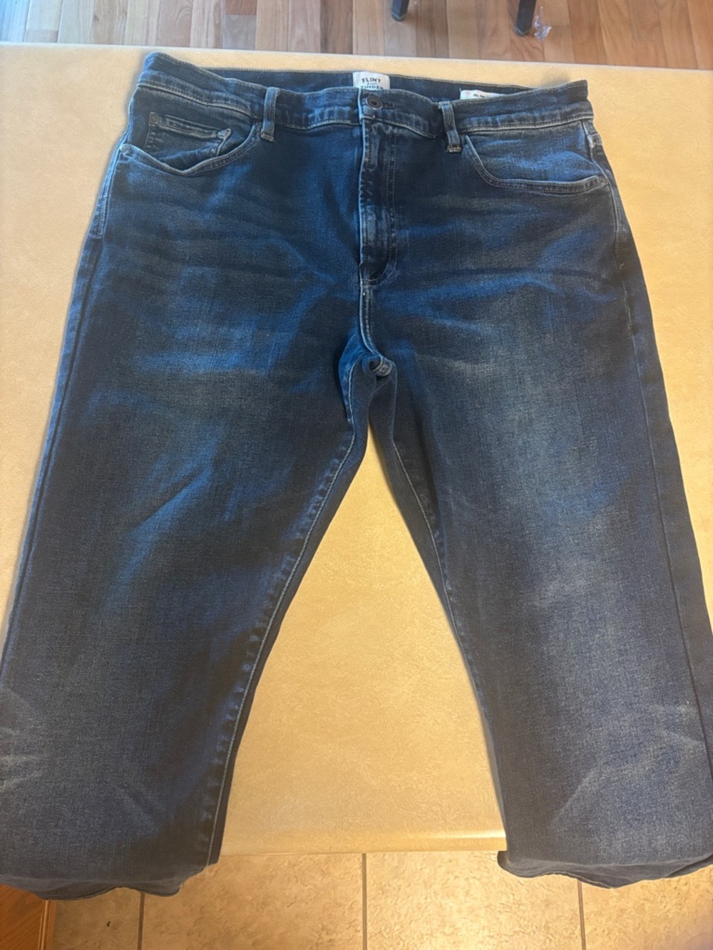 Flint and Tinder Slim Fit Men's Dark Indigo Jeans 36x32 - Classic Comfort